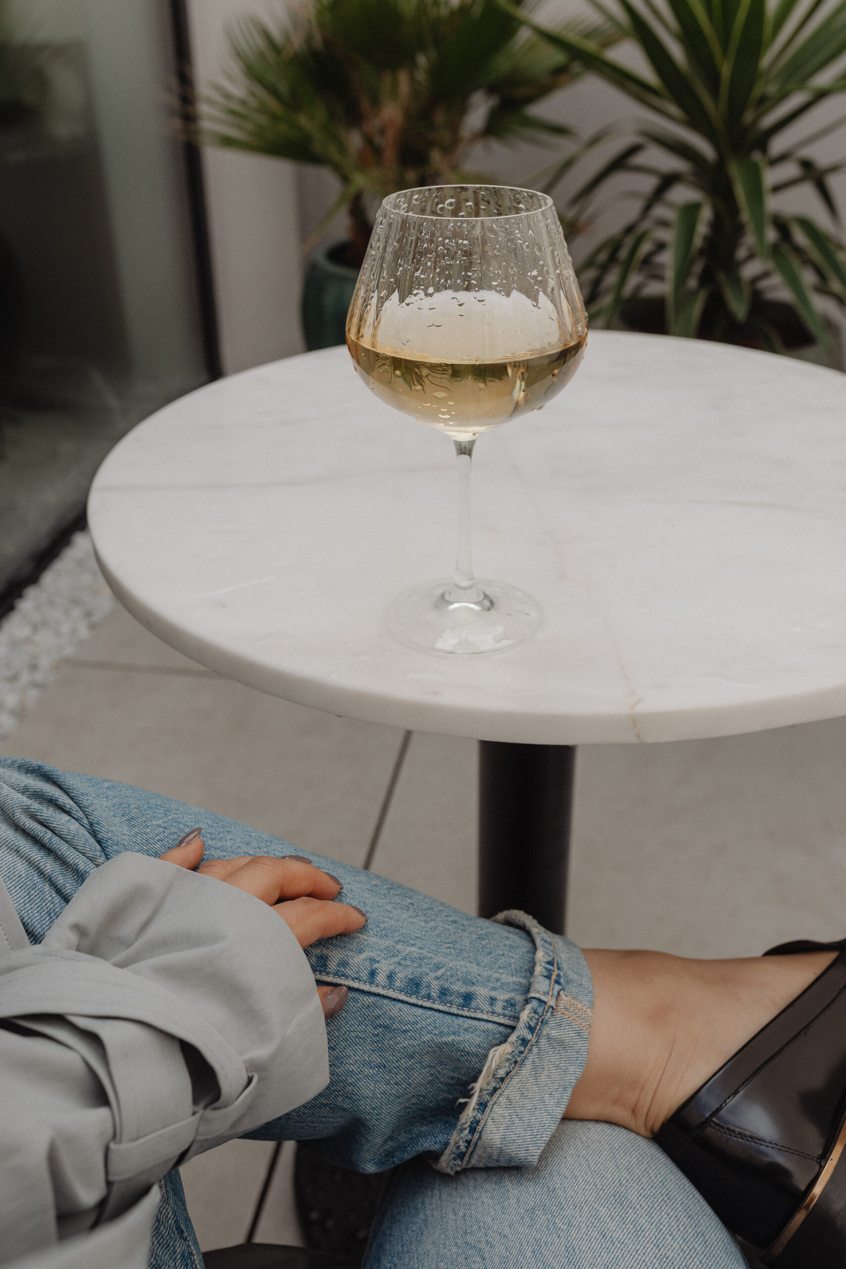 wine, glas, hand, jeans, terrace